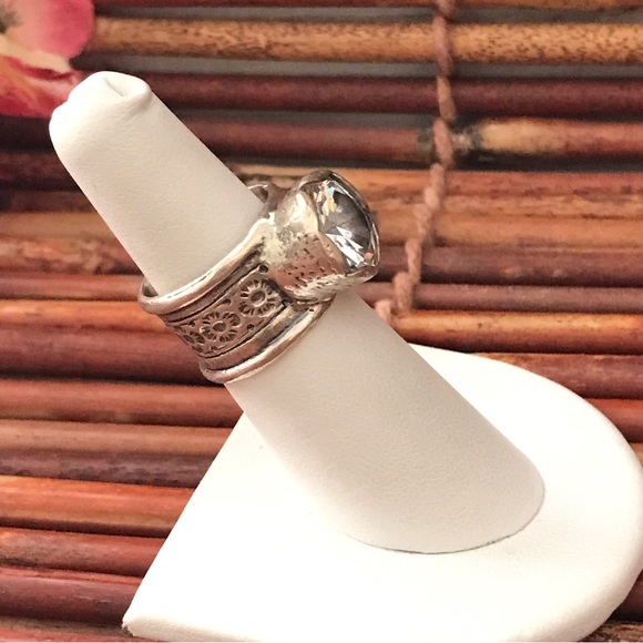 Silpada Sterling Silver Solitaire Cubic Zirconia Ring Size 6 - Picture 4 of 9